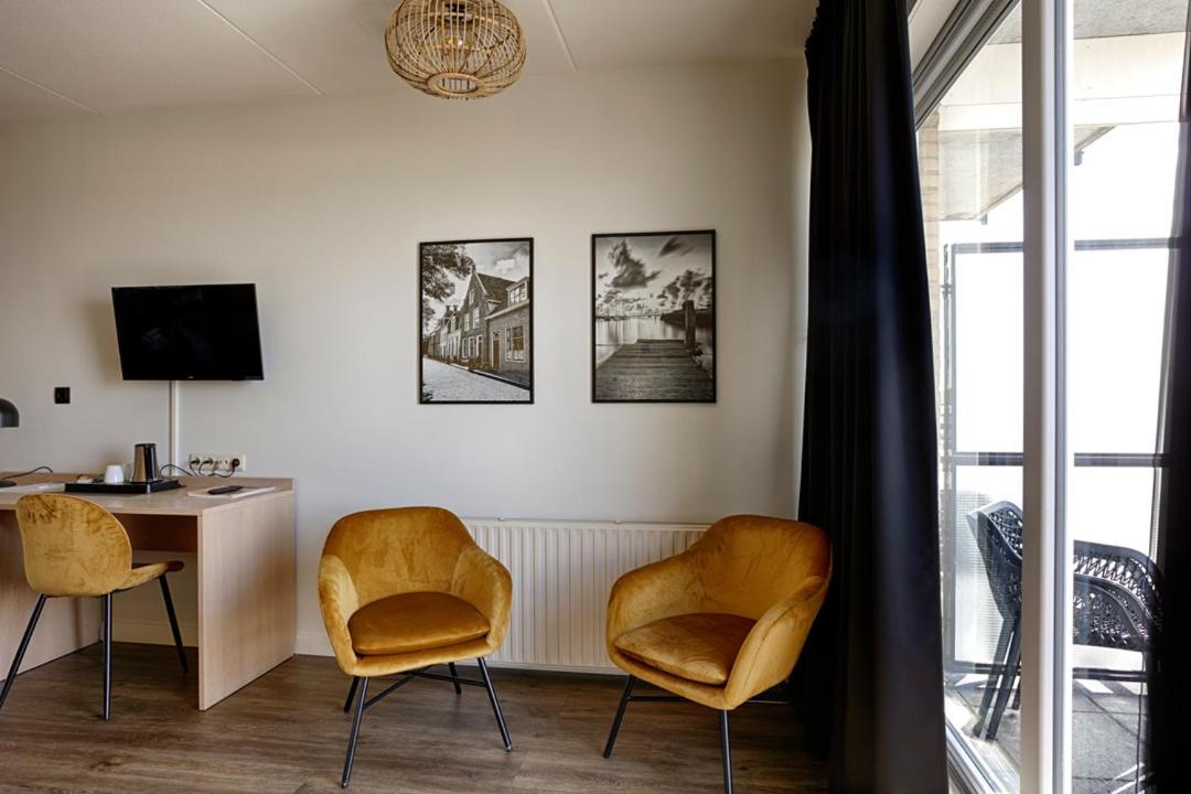 Strandhotel Vigilante Makkum Exteriör bild