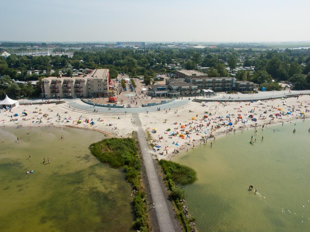 Strandhotel Vigilante Makkum Exteriör bild